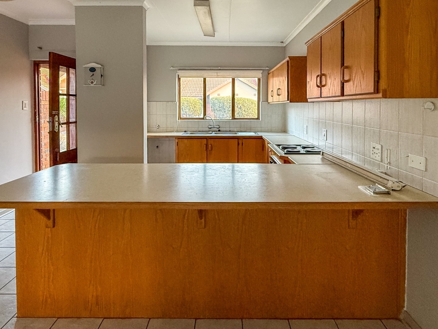 3 Bedroom Property for Sale in Flamwood North West